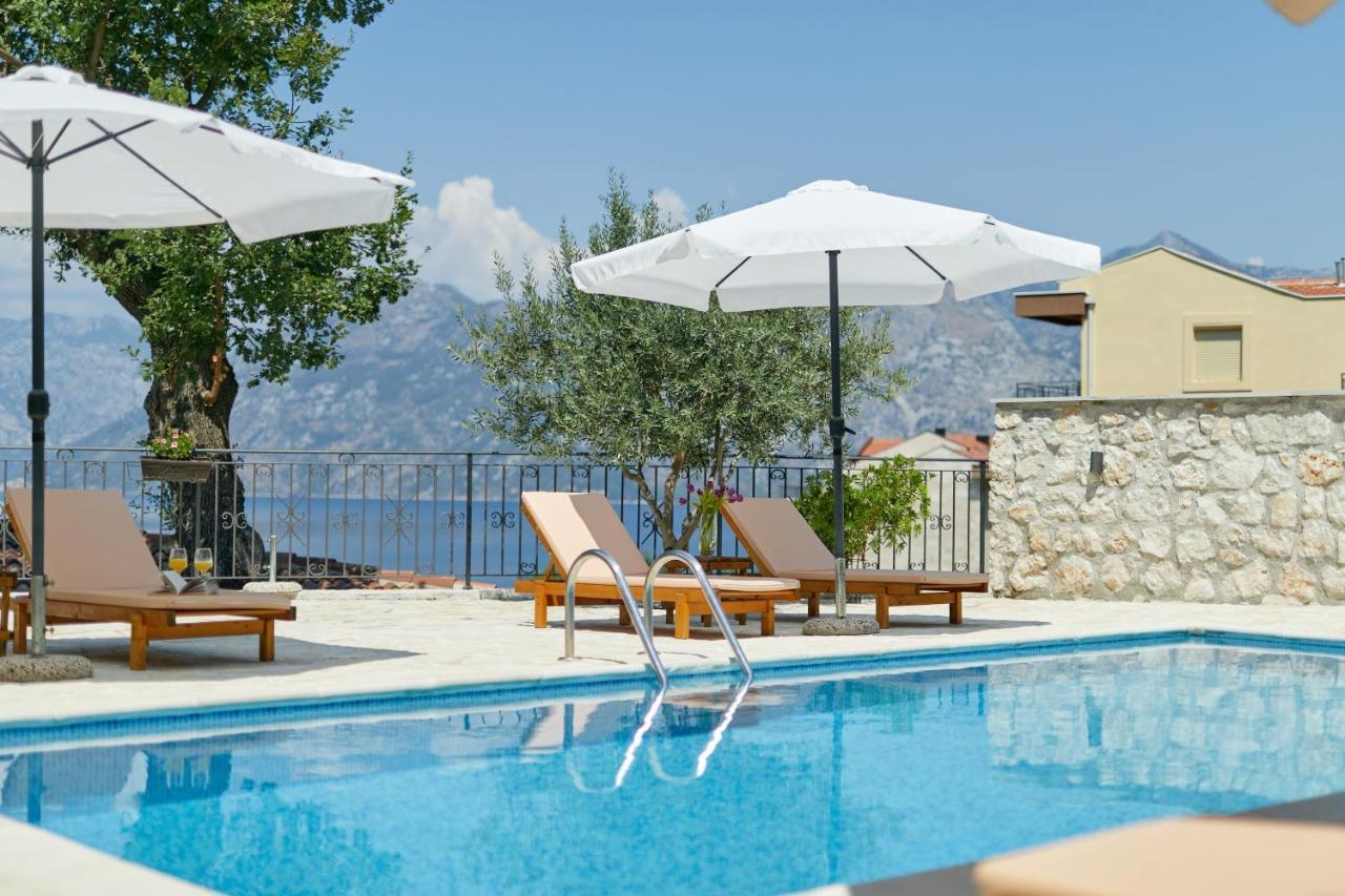 Our Sunset Apartments With Pool And Sea View Kotor Dış mekan fotoğraf