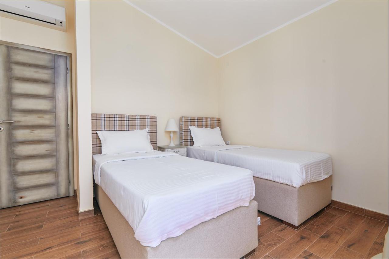 Our Sunset Apartments With Pool And Sea View Kotor Dış mekan fotoğraf