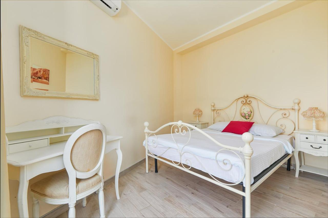 Our Sunset Apartments With Pool And Sea View Kotor Dış mekan fotoğraf