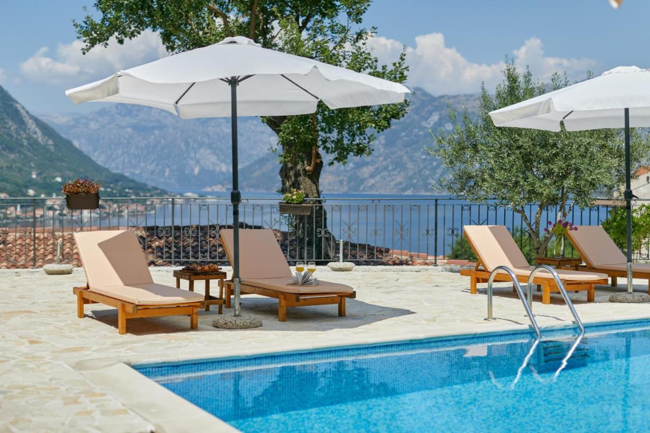 Our Sunset Apartments With Pool And Sea View Kotor Dış mekan fotoğraf