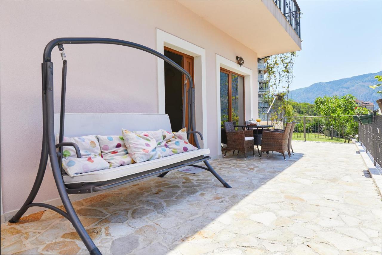 Our Sunset Apartments With Pool And Sea View Kotor Dış mekan fotoğraf
